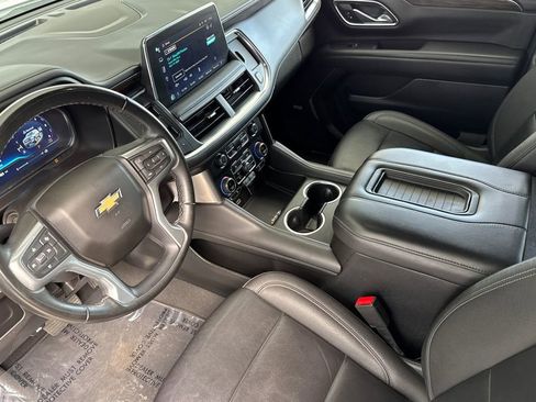 Used 2024 Chevrolet Suburban LT image 10