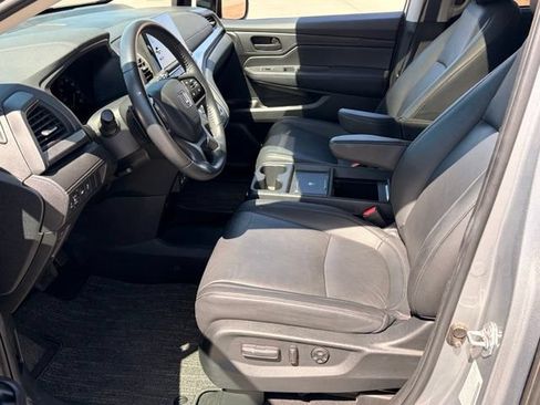 Used 2025 Honda Odyssey EX-L image 8