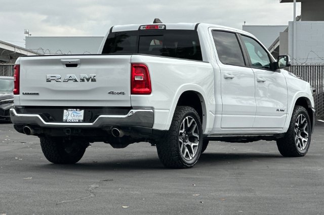 Used 2025 RAM 1500 Laramie AWD/4WD image 4