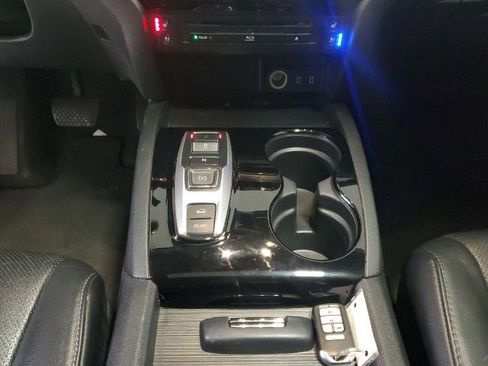 Used 2016 Honda Pilot Elite image 19