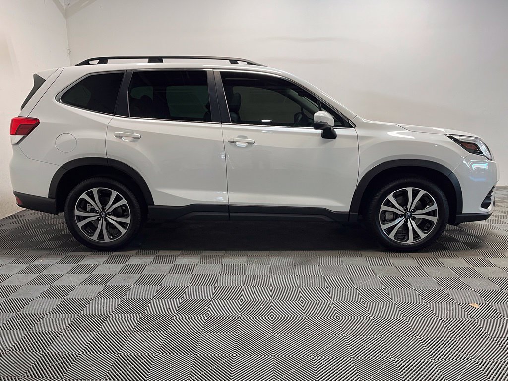 Used 2022 Subaru Forester Limited w/ Popular Package #3 AWD/4WD image 4