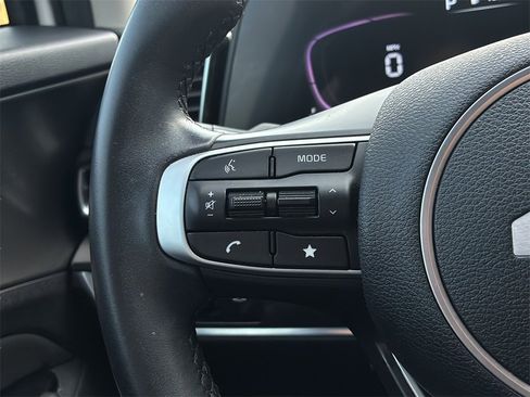 Used 2023 Kia Sportage EX image 26