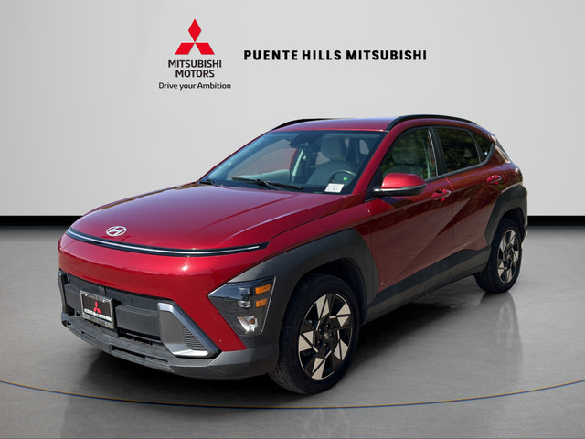 Used 2024 Hyundai Kona SEL AWD/4WD image 1