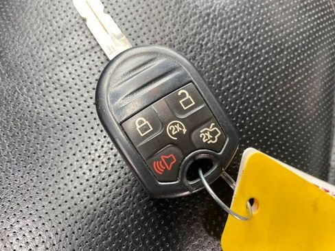 Used 2015 Ford Expedition EL XLT w/ Equipment Group 202A image 26