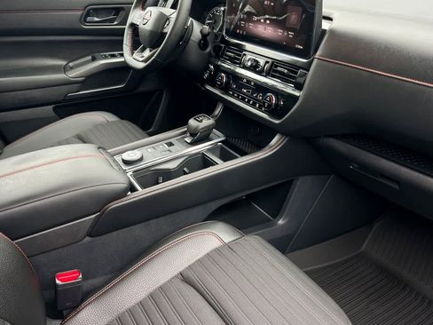 New 2026 Nissan Pathfinder Rock Creek AWD/4WD image 20