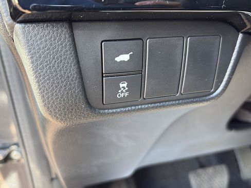 Used 2023 Honda CR-V EX-L image 10