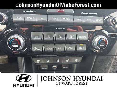 Used 2021 Kia Sportage EX w/ EX Technology Package image 32