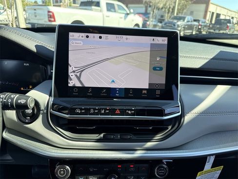 New 2026 Jeep Compass Limited w/ Sun, Sound & Navigation Group image 23