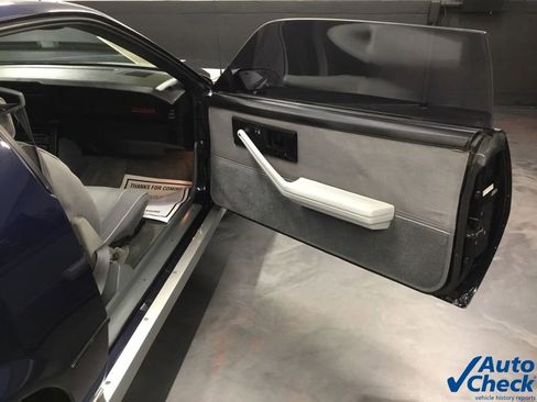 Used 1987 Chevrolet Camaro Z28 image 29