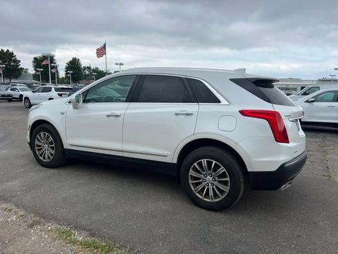 Used 2017 Cadillac XT5 Luxury w/ LPO, Wheel Lock Package AWD/4WD image 6
