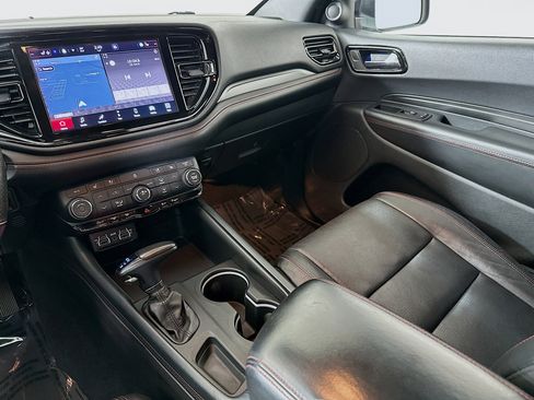 Used 2023 Dodge Durango GT image 23