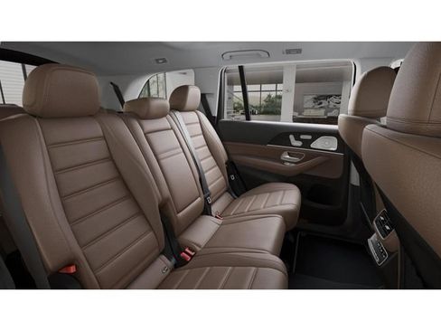 New 2026 Mercedes-Benz GLS 450 4MATIC image 5