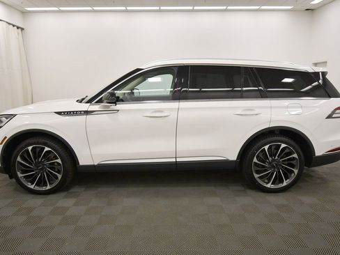Used 2022 Lincoln Aviator Reserve w/ Equipment Group 201A image 4