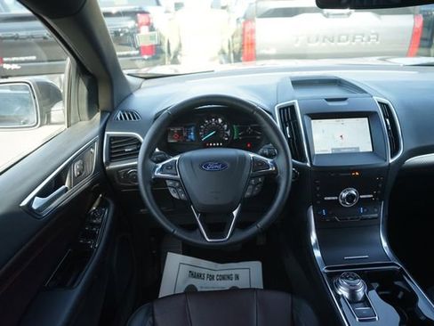Used 2020 Ford Edge Titanium w/ Equipment Group 301A FWD image 22