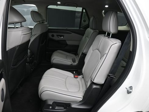 Certified 2023 Honda Pilot Elite image 23