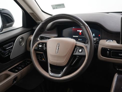 Used 2020 Lincoln Aviator Grand Touring w/ Equipment Group 301A AWD/4WD image 15