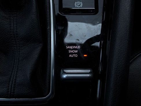 Used 2025 Jeep Compass Limited AWD/4WD image 24