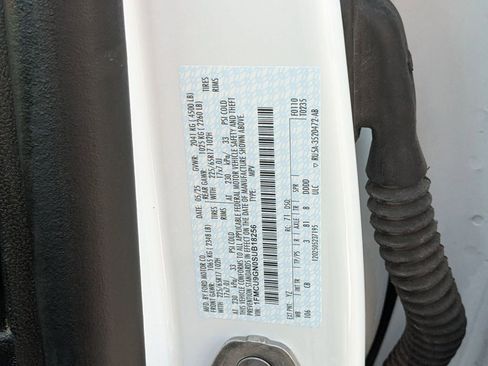 Used 2025 Ford Escape Active image 31