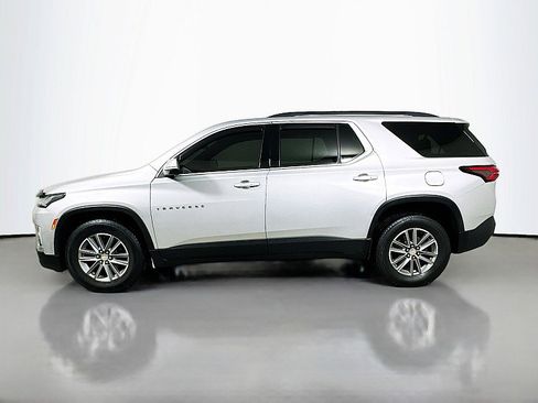 Used 2022 Chevrolet Traverse LT image 4