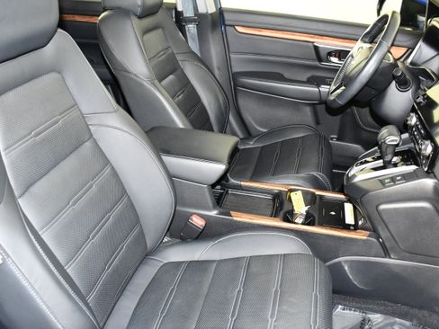 Certified 2020 Honda CR-V Touring image 42
