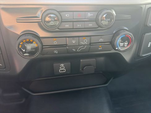 Certified 2025 Ford F150 XL AWD/4WD image 28