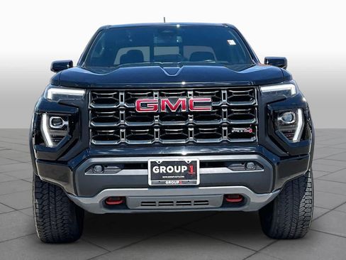 Used 2023 GMC Canyon AT4 w/ Canyon Safety Plus Package AWD/4WD image 4