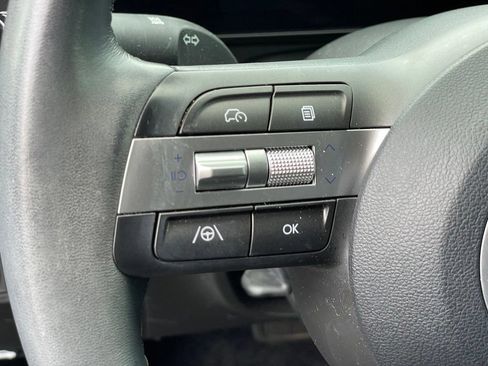 Used 2025 Hyundai Kona SEL AWD/4WD image 16