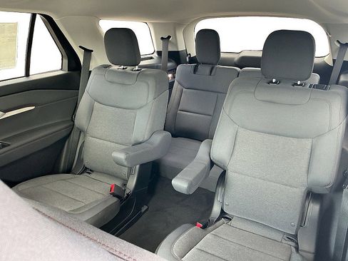 New 2026 Ford Explorer Active image 12