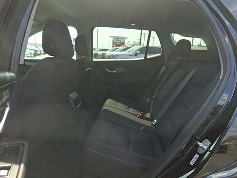 Used 2022 GMC Terrain SLE w/ Driver Convenience Package FWD image 10