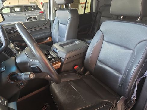 Used 2018 Chevrolet Tahoe Premier AWD/4WD image 16