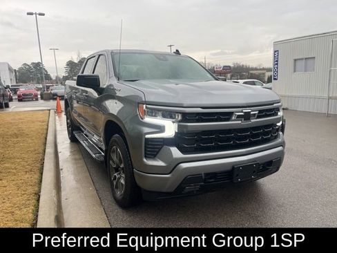 Used 2024 Chevrolet Silverado 1500 RST image 3