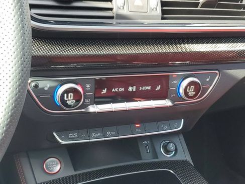 Used 2024 Audi SQ5 Premium Plus AWD/4WD image 19