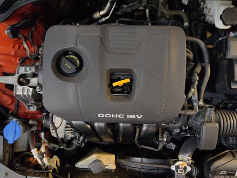 Used 2019 Hyundai Veloster 2.0 FWD image 30