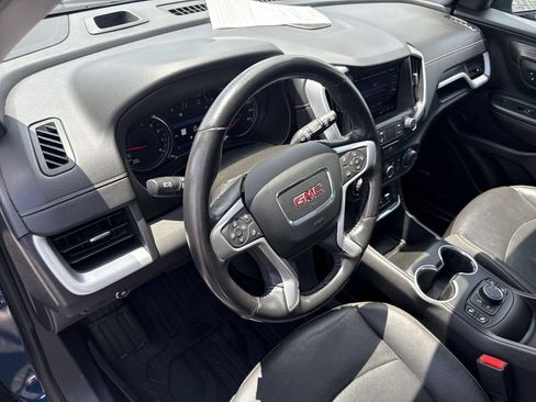 Certified 2020 GMC Terrain SLT w/ Preferred Package AWD/4WD image 10