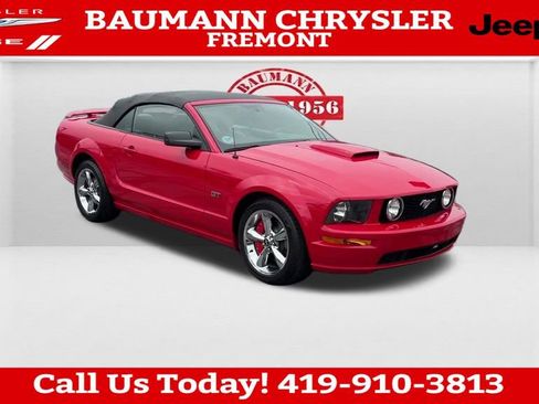 Used 2006 Ford Mustang GT Premium RWD image 1