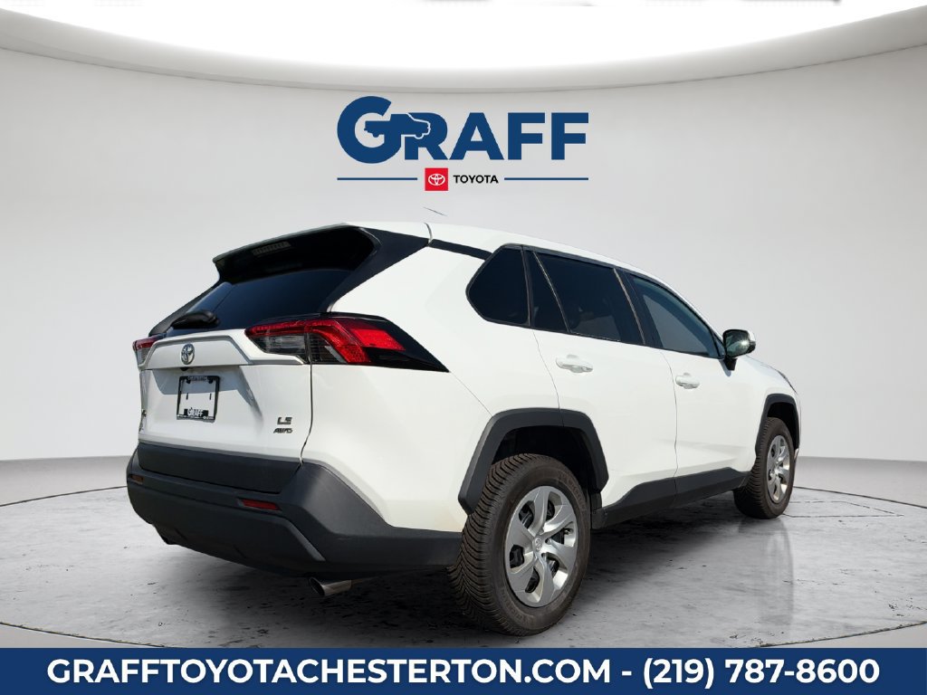 Used 2022 Toyota RAV4 LE w/ Carpet Mat Package (TMS) AWD/4WD image 7