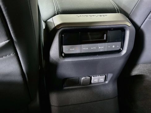 Certified 2025 Toyota Land Cruiser w/ Premium Package AWD/4WD image 31