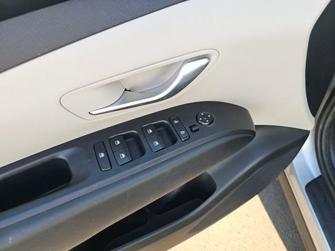 Used 2024 Hyundai Tucson SEL image 17