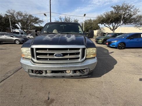 Used 2001 Ford F250 Lariat image 2