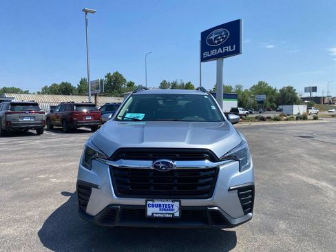 Certified 2025 Subaru Ascent Premium AWD/4WD image 2