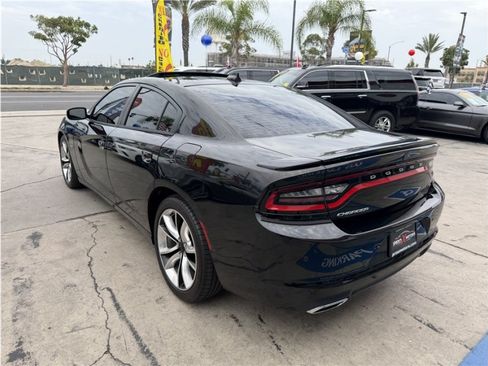 Used 2015 Dodge Charger R/T RWD image 4