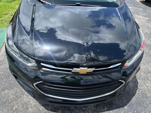 Used 2019 Chevrolet Trax LS FWD image 15