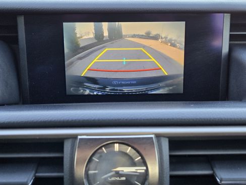 Used 2018 Lexus IS 300 F-Sport Package image 19