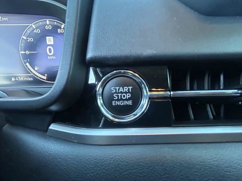 Used 2023 Mitsubishi Outlander SE image 26