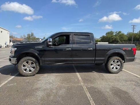Used 2018 Ford F150 Lariat w/ Equipment Group 502A Luxury image 5