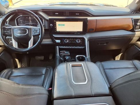Used 2022 GMC Sierra 1500 Denali RWD image 19
