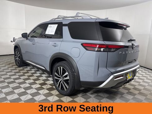 Used 2025 Nissan Pathfinder Platinum w/ Cargo Package FWD image 7