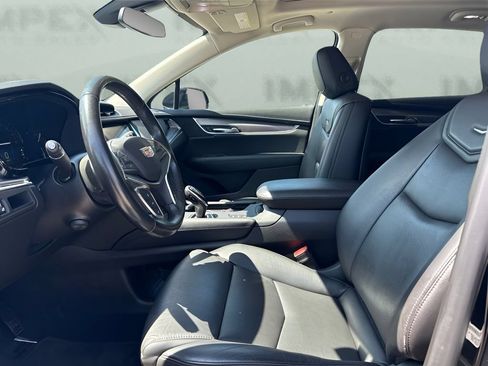 Used 2019 Cadillac XT5 Luxury AWD/4WD image 9