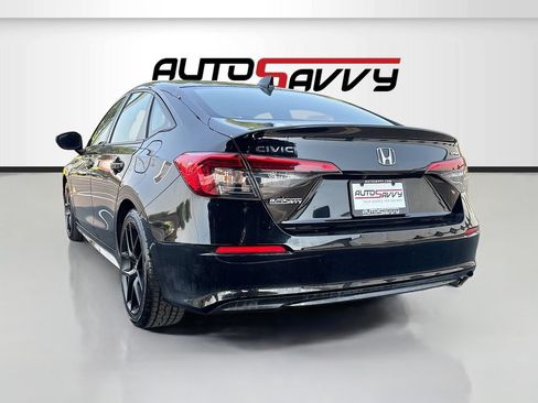 Used 2022 Honda Civic Sport image 5