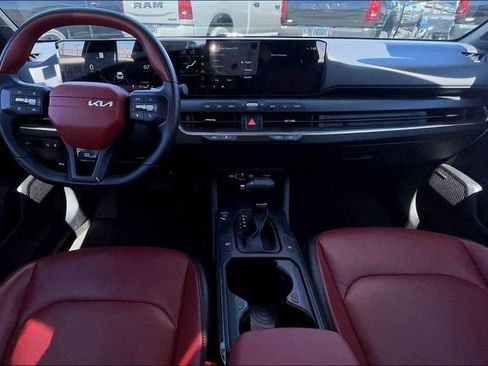 Used 2025 Kia K4 GT-Line w/ GT-Line Premium Package image 15
